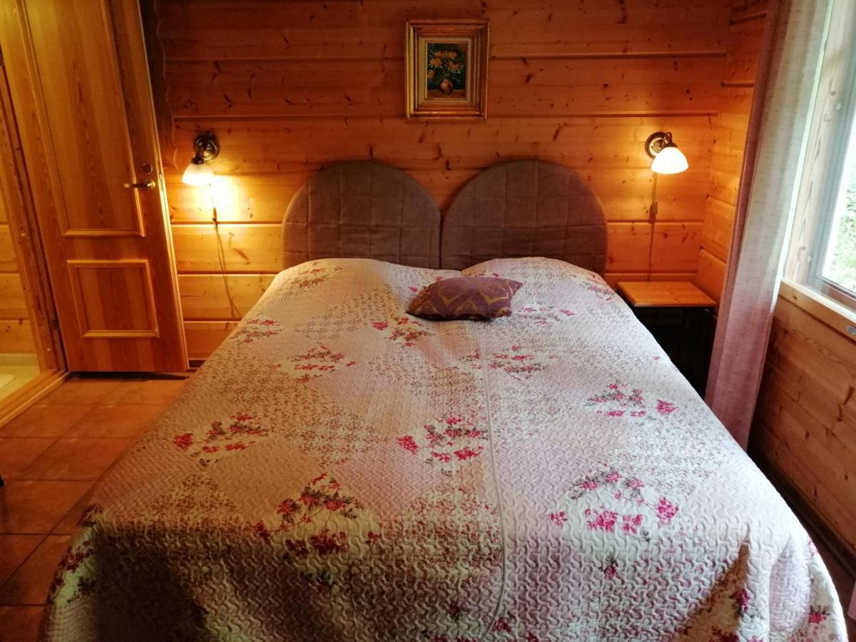 Tahkonhovi Golden Chalet Экстерьер фото