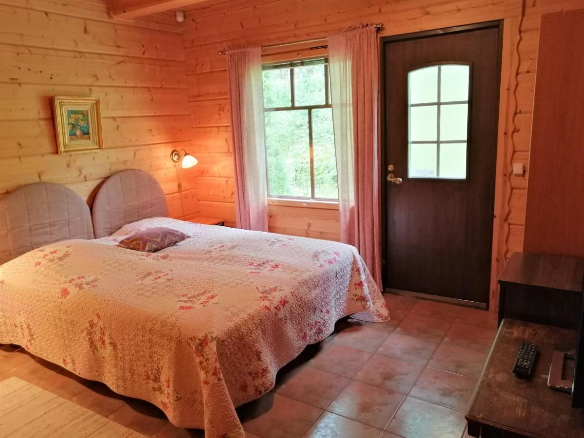Tahkonhovi Golden Chalet Экстерьер фото