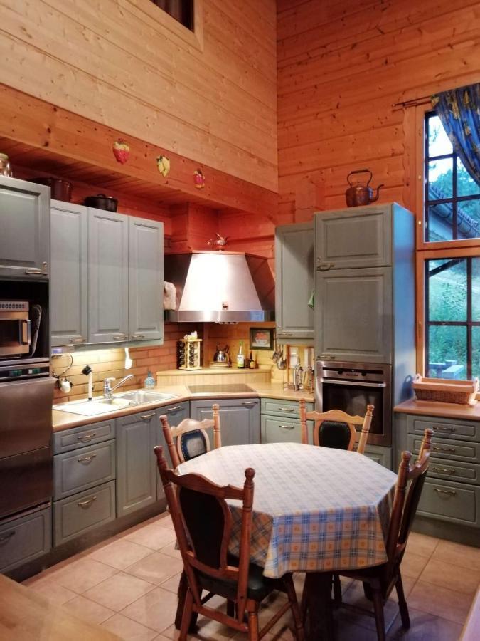 Tahkonhovi Golden Chalet Экстерьер фото